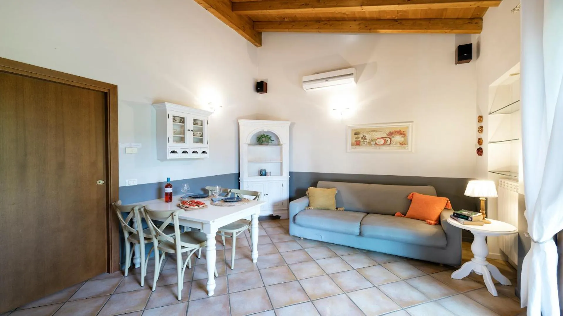 **** Aparthotel Park Residence Il Gabbiano Moniga del Garda Italy