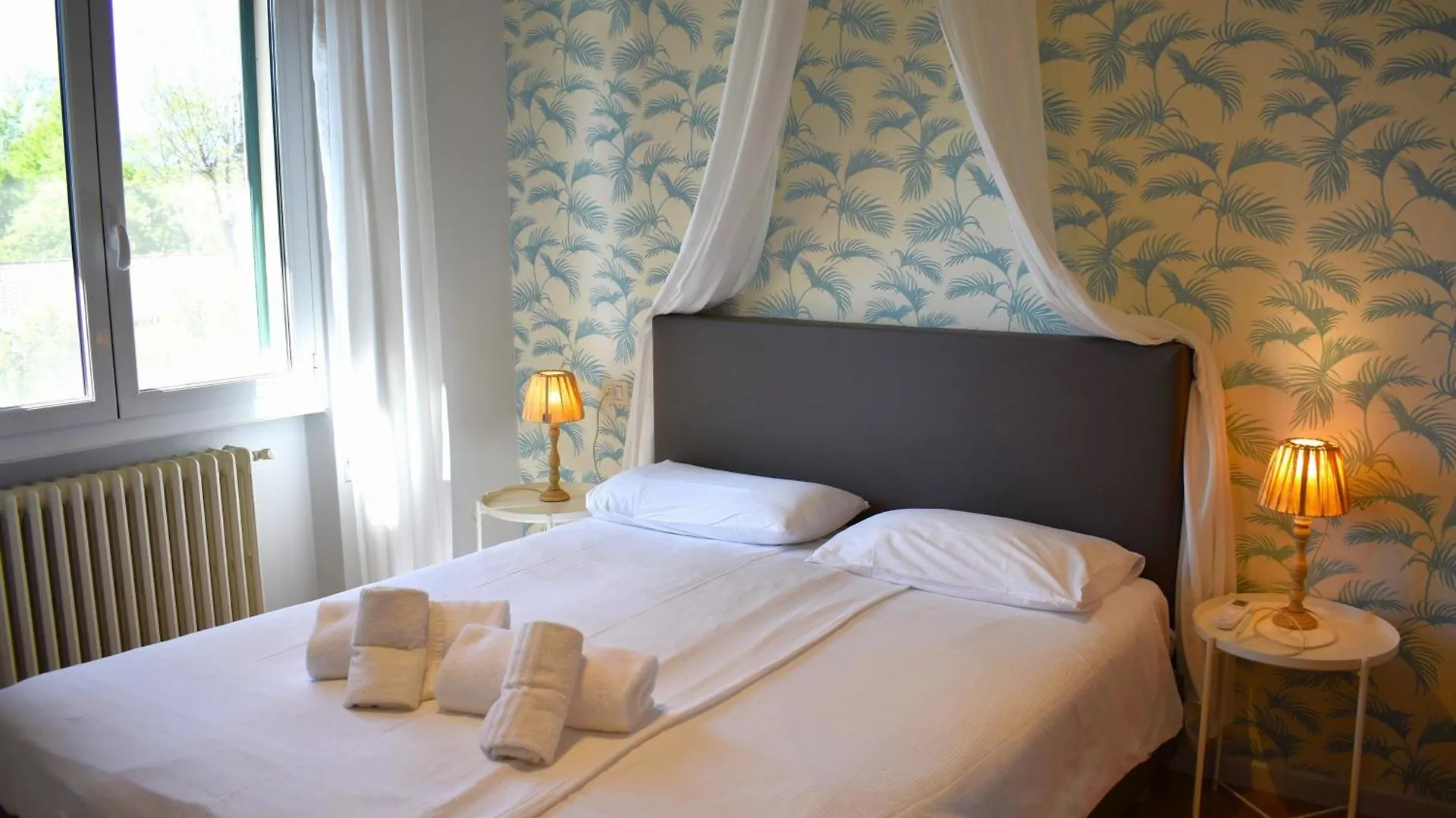 **** Aparthotel Park Residence Il Gabbiano Moniga del Garda Italy